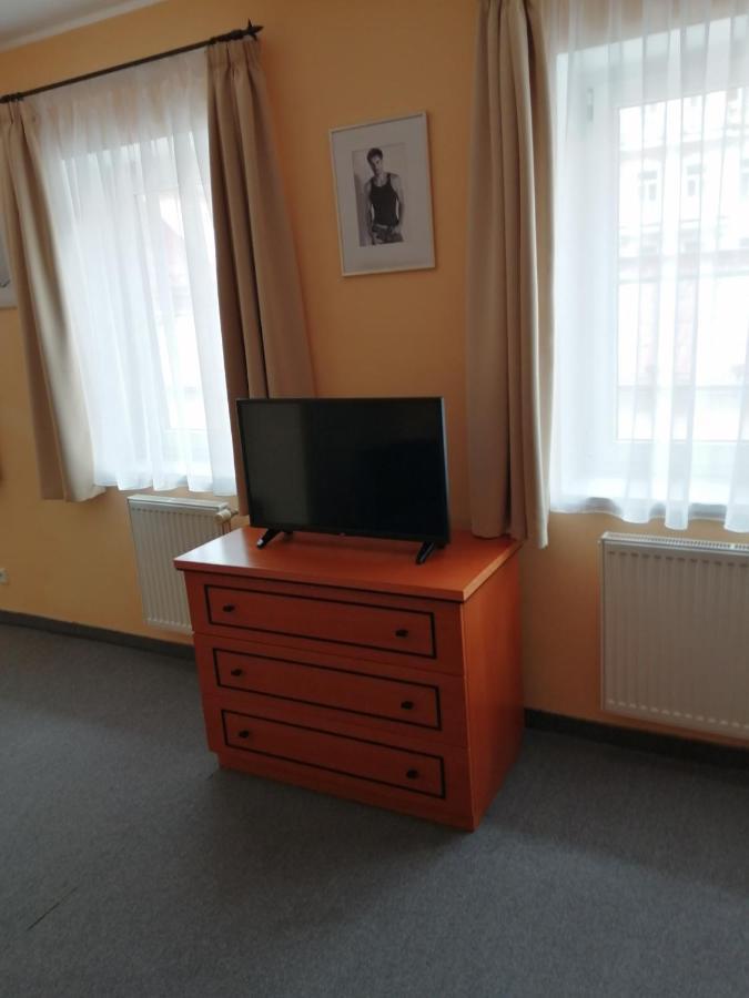 Apartmany Cesky Dvur มาเรียอานซเกลาซนี ภายนอก รูปภาพ